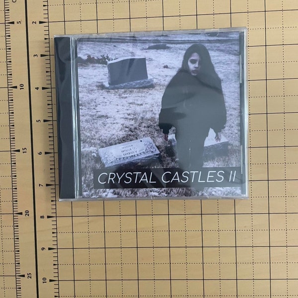 Crystal Castles “(II)” Bootleg CD