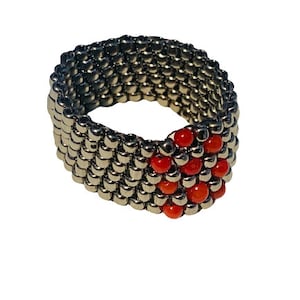 Beaded ring with natural red coral,Silver beaded ring with coral,Gift for her,Gift for him,Beaded jewellery.