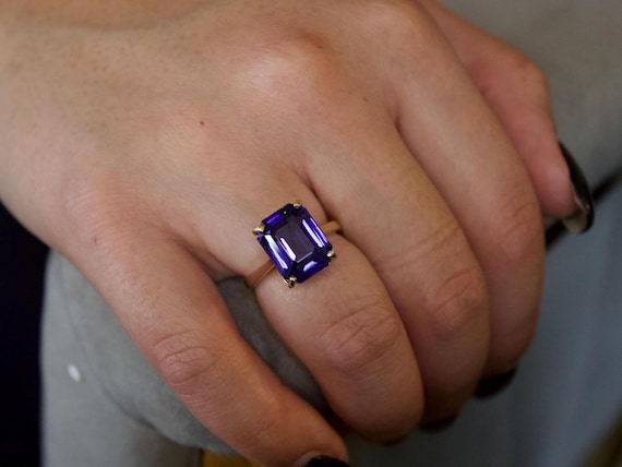14k Solid Gold Violet Gemstone Ring, Emerald Cut … - image 5