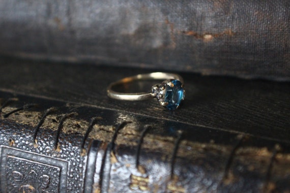 Antique 10k Blue Topaz and Diamond Ring | Size 6 … - image 6