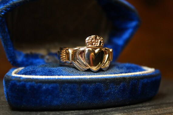 Heavy 14k Gold Men’s Claddagh Ring 10.87g | Mens … - image 3