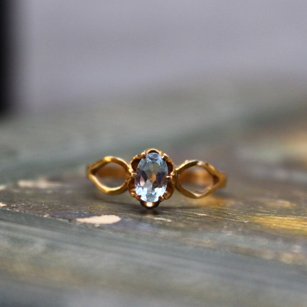 Vintage Sky Blue Topaz 10k Gold Filled Ring | Estate Blue Topaz Ring 10k Gold Filled | Light Blue Topaz Gold Filled Solitaire Ring
