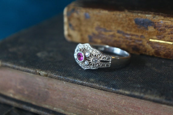 Ornate Vintage Sterling Silver Pink Sapphire Ring… - image 4