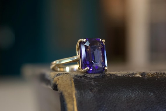 14k Solid Gold Violet Gemstone Ring, Emerald Cut … - image 4