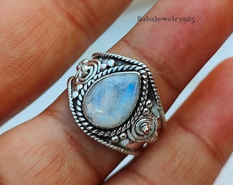 Rainbow Moonstone Ring~ 925 Sterling Silver Ring~ Handmade Ring~ Promise Ring~ Dainty Moonstone Ring~ Designer Ring~ Moonstone Jewellery ///