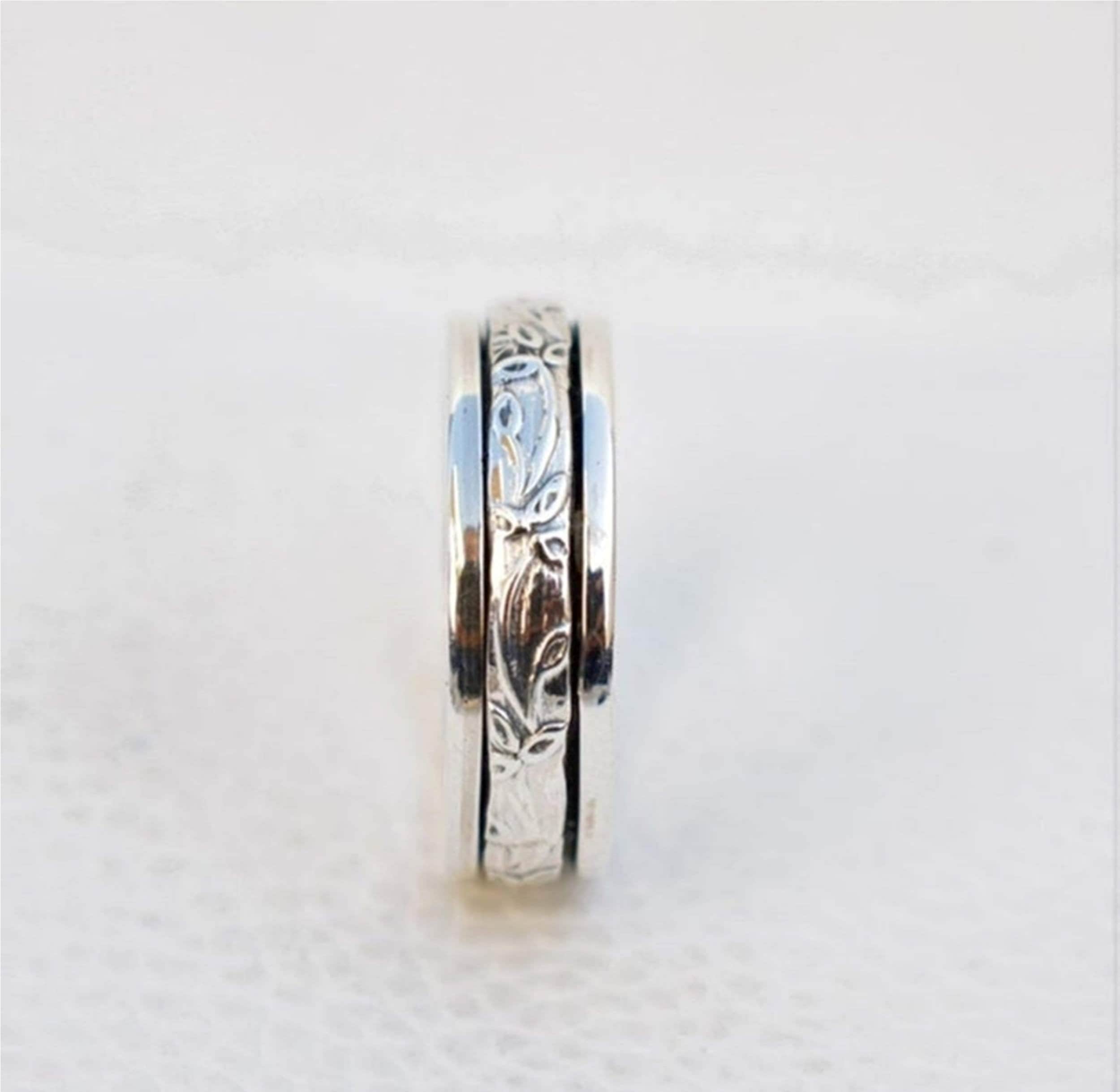 Spinner Ring, Minimalist Spinner Ring, Women Ring,Handmade Ring, Meditation Ring, Worry Ring, Fidget Ring, Silver Spinner Ring, Gift For Her