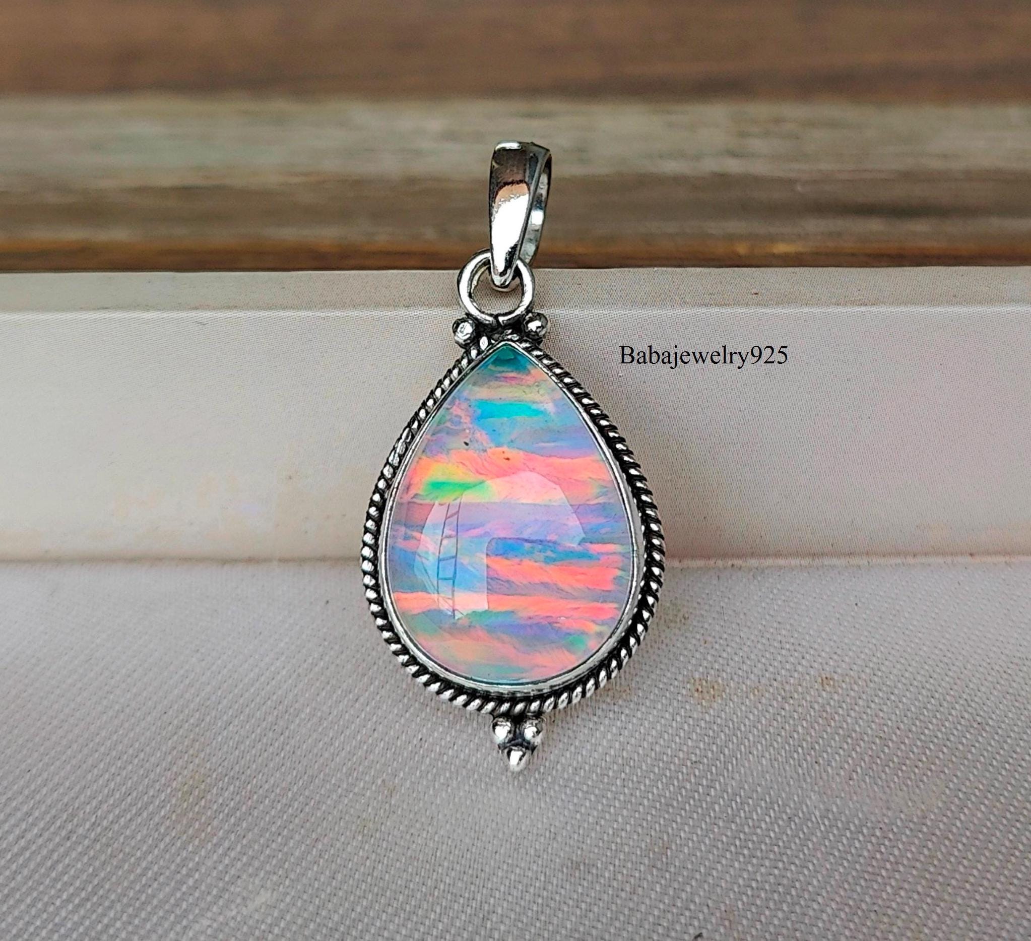 Pendente Solitaire In Opale A Forma Di Pera In Oro Massiccio 14K - Foto 11