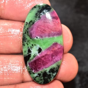 Ruby Zoisite Cabochon / High Quality Ruby Zoisite Gemstone / Oval Shape / 50.60 Ct. / 42x21x4 mm. / Loose Gemstone / A-339