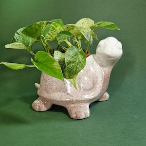 Vintage Ceramic Turtle Shape Flower Pot Retro Tortoise Decorative Planter Pot Mid-Century Vase Vintage Ceramic Planter Vintage Home Decor
