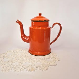 Vintage Enamel Lampart Red Kettle with Handle Mid-Century Tea Pot Retro Jug One Litre