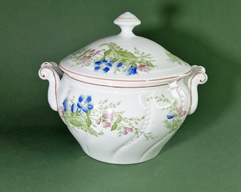 Petite Soupière Italienne Avec Sa Louche Céramique Blanche Prise En Fleurs Imgx500 7805