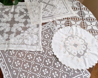 Vintage Hand Embroidered Tablecloth Retro Folk Tablecloth Vintage Floral Crochet Table Linen Vintage Floral Hand Embroidered Table Cover