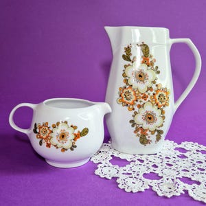 Vintage Funky Floral Pitcher Mid-Century Kitchen Decor Vintage Orange Floral Milk Jug Vintage Orange Floral Jug Vintage Hippy Floral Pitcher