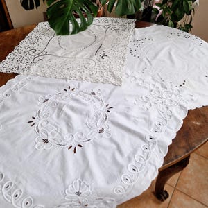 Vintage Hand Embroidered Tablecloth Retro Folk Tablecloth Vintage Floral Embroidered Table Linen Vintage Floral Hand Embroidered Table Cover