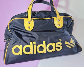 Original ZAINO ZAINETTO ADIDAS Classic Bowling Bag in Beige
