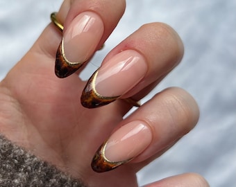 AUGUST | Reusable handmade press on nails | Brown autumnal french tip gold tortoise shell set of 10 stick on nails |