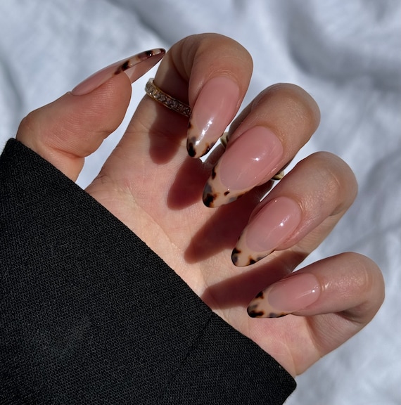 Beige and brown Press On Nails Beige and brown Press On Nails