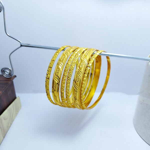 Dainty 22k Gold Plated Bangles, Bollywood Jewelry, Indian Wedding Bangles, Set of 6 pcs of Bangles, Gold Plated Jewelry