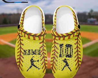 Personalisierte Softball-Clogs, benutzerdefinierte Spieler Silhouette Design, Geschenk für Trainer und Team, einzigartige Sportschuhe, gelbe Farbe Sandalen Folien