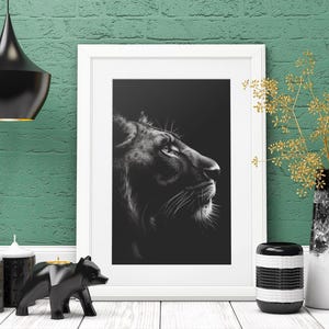 Lion print, Black and white Animal print, minimalist wall art, big cat print, animal wall art, Lion photo, African animal wall art, big cat