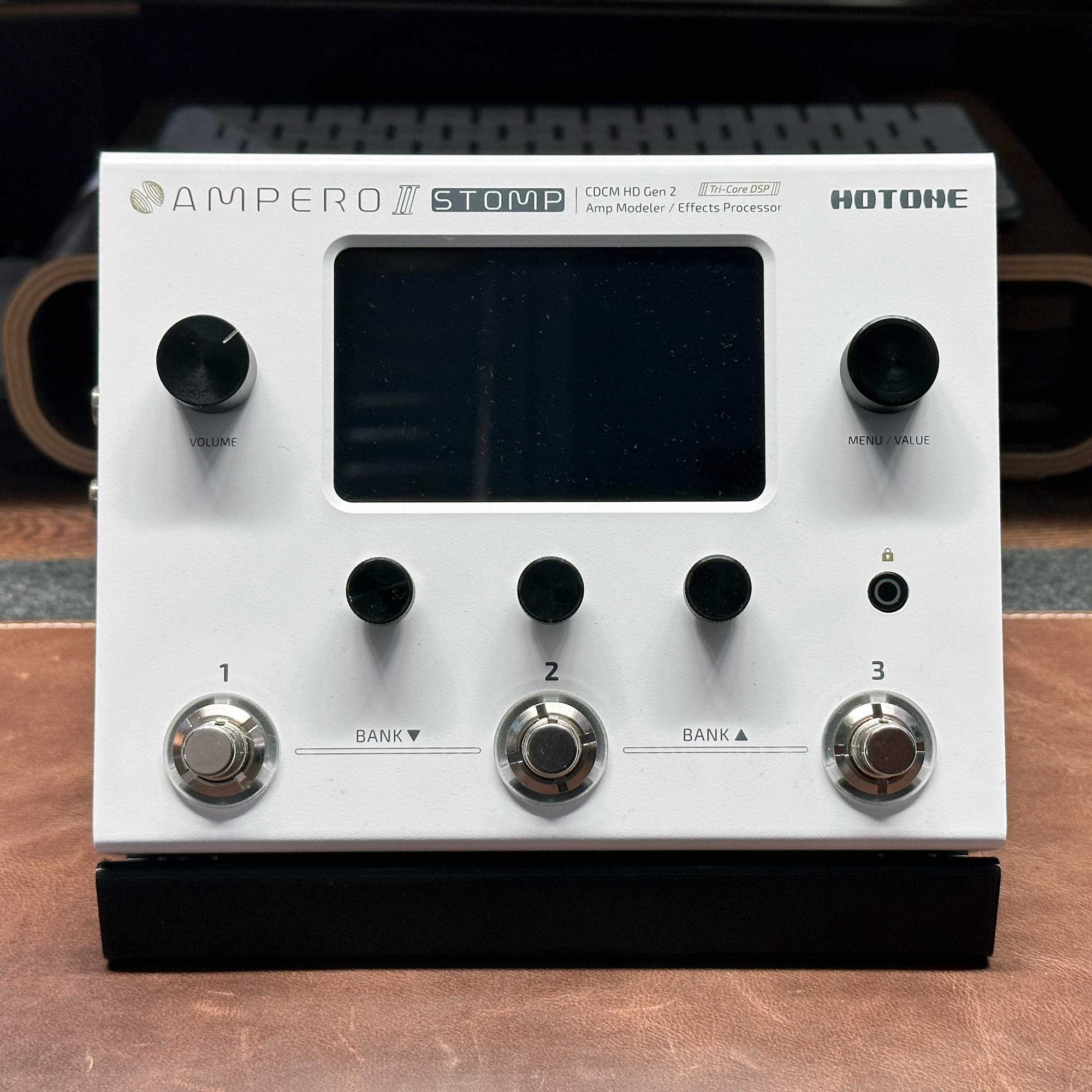 HOTTONE Ampero2 stomp アクセサリー付き Amazon.com: Hotone Ampero II Stomp : Musical Instruments
