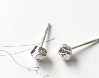 Minimalist  Stud Earrings, 925 Silver Textured Earrings, Handmade Modern Gift for Her, Handcrafted earring {Stone Earrings}