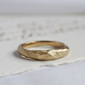 Texture Wedding Band, Brushed Ring, Hammered Band, 18k Gold Ring ,Handmade band ,Engagement Ring, Unique Wedding Ring, Rustic Ring, Couple's ring, Wabi-Sabi Ring