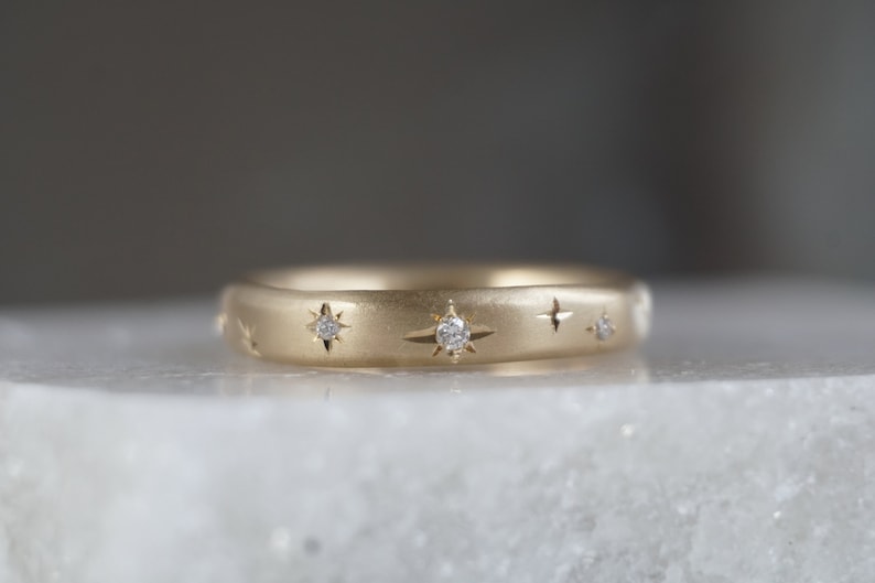 Starry Engrave Band,  18k diamond Gold Ring,  Handmade Texture Band, Hand Engrave Ring , Simple Wedding Ring, Eternity Ring  9 ct Gold, 14k Yellow Gold Diamond Ring,  Diamond Band, Handmade Engagement Ring, Stacking Ring, Matte finishing, Glossy  finishin, Ring for her, 
Anniversary Ring, Alternative wedding ring, Minimalist Ring, Hammer texture ring, Everyday gold ring, Star ring, Solid gold ring, Dainty , modern low profile ring , Timeless ring, Rustic Ring, one of a kind ring