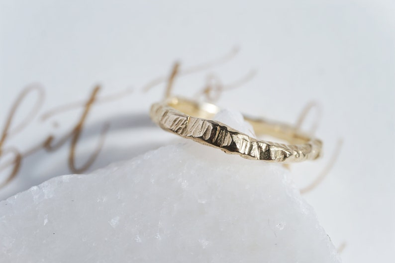Hammered Wedding Band , 18k Gold Ring, Handmade Texture band, Engagement Ring, Treebark wedding ring, modern style, forest inspired, Wedding Band, Brushed Ring, Hammered Band, 9k Gold Ring ,Handmade band ,Engagement Ring, Unique Wedding Ring, Rustic Ring, Couple ring, Wabi-Sabi RingS18k diamond Gold Ring,  Handmade Texture Band, Simple Wedding Ring, Eternity Ring 9 ct Gold, 14k Yellow Gold Handmade Stacking Ring, Matte finishing, Glossy  finishing  
Hammer texture ring, Everyday gold ring,