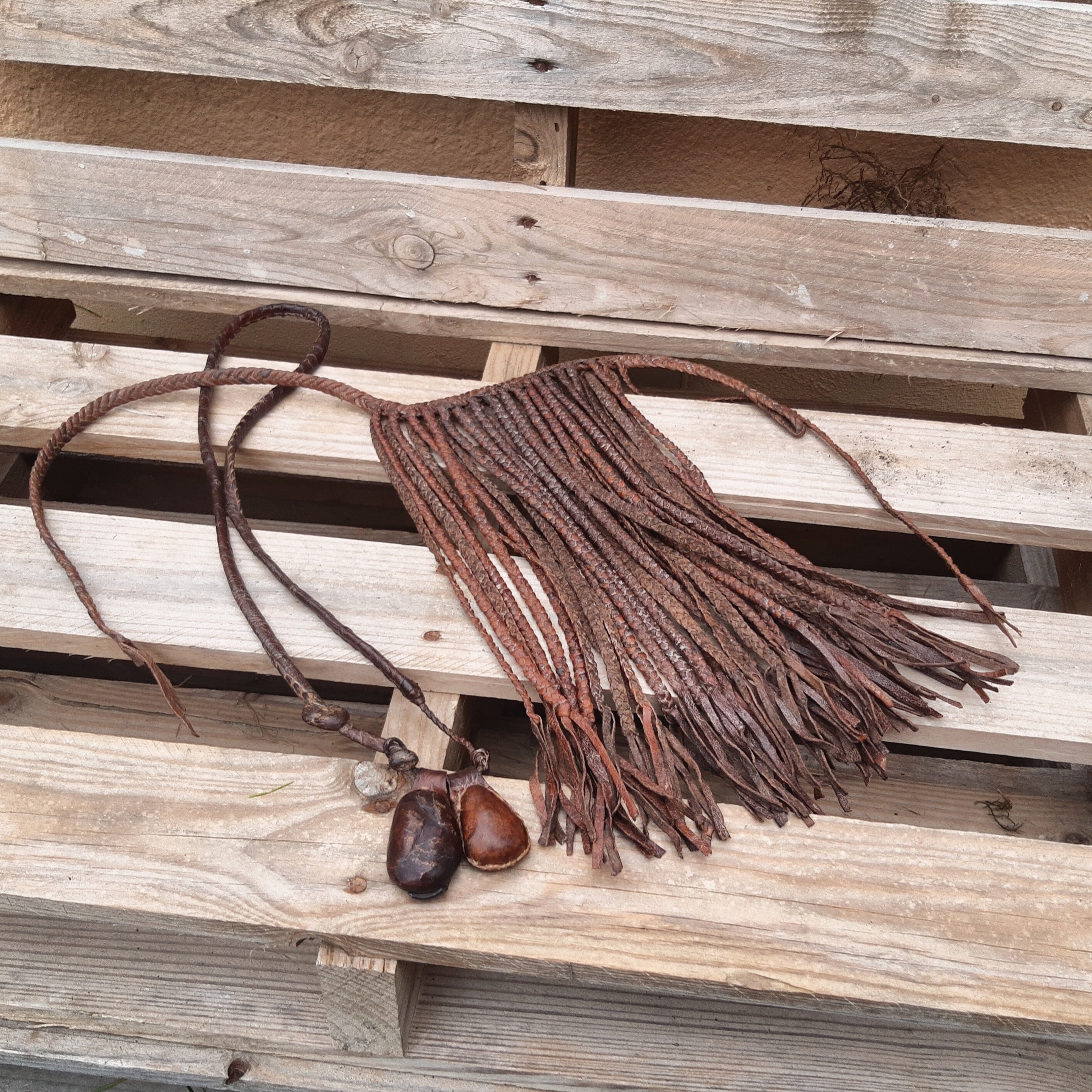 2 alte Tribal-Lederbezüge Schwarzafrika - Etsy.de
