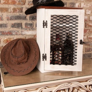 Barkast, handgemaakte houten whiskykast, barkast, authentiek vat, drankenkast metalen deur, housewarmingcadeau, Vaderdagcadeau
