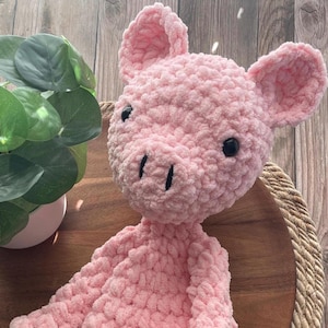 Crochet Pig Knotted Lovey | Pig Stuffed Animal | Handmade Baby Toddler Gift