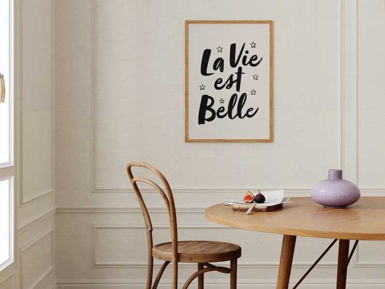 La Vie Est Belle digitale print, Frans citaat afdrukbaar, Franse muurkunst, zwart-wit interieur, het leven is mooi, Instant Download afbeelding 7