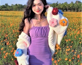 Chunky flower cardigan, Trendy crochet sweater, Daisy cardigan, Crochet floral cardigan, chunky knit cardigan, Halloween costume decor