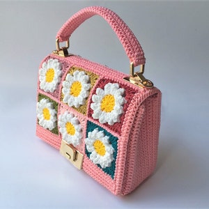 Handmade crochet crossody handbag, Daisy flower bag, Granny square patchwork bag, birthday gift for girl, halloween bag, back to school