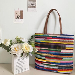 Große Einkaufstasche, Handgemachte gehäkelte Schultertasche, trendige Einkaufstasche, Gestrickte mehrfarbige Tasche, niedliches Geschenk für Mädchen Frau, Muttertagsgeschenk, Ostergeschenk