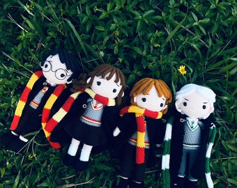 Hexe und Zauberer Puppe, häkeln abnehmbare Kleidung Puppe, Potterhead Geschenk, Halloween Dekoration Dekor, Halloween Geschenk