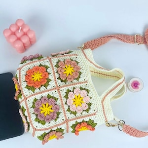 Crochet Granny Square Flower Crossbody Bag, Boho Summer Handbag, Small 3d flower purse (20cmx20cm), Mother day gift