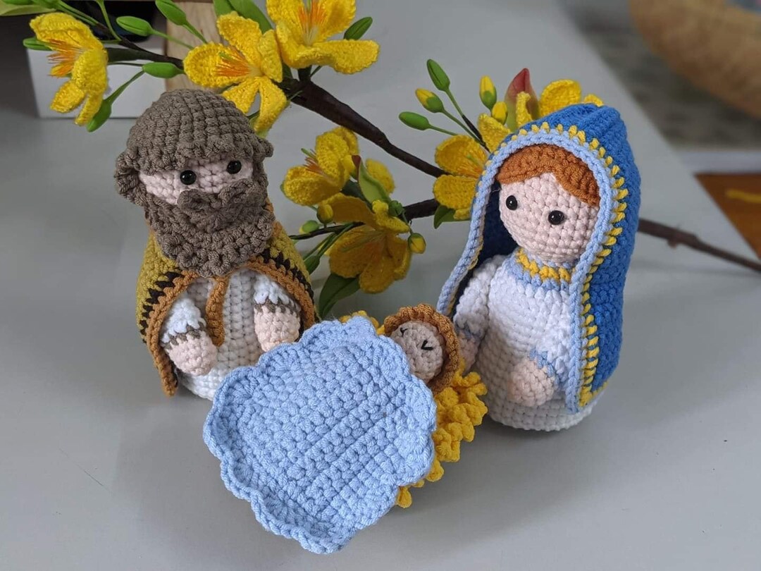 Crocheted Holy Family Nativity Set, Joseph Mary Baby Jesus Dolls - Etsy