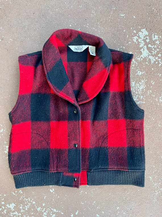 Vintage Woolrich Red and Black Plaid Cropped Vest… - image 1