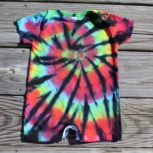 Combinaison une pièce tie-dye pour bébé de 12 mois - Arc-en-ciel