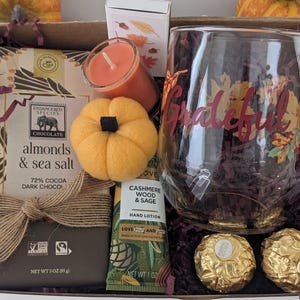 Autumn Gift Box: Grateful Wine Glass, Pumpkin Decor & Treats