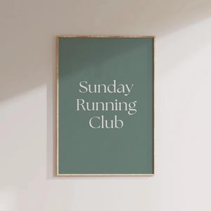 Sunday Running Club Trendy Wall Art Vintage Green Poster Marathon Poster Trendy Retro Wall Decor 90s Running Art Runner Gift Gym Room Decor
