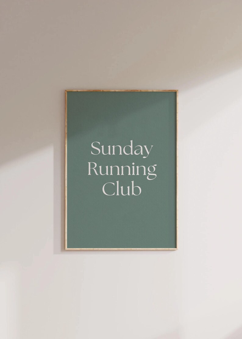 Sunday Running Club Trendy Wall Art Vintage Green Poster Marathon Poster Trendy Retro Wall Decor 90s Running Art Runner Gift Gym Room Decor