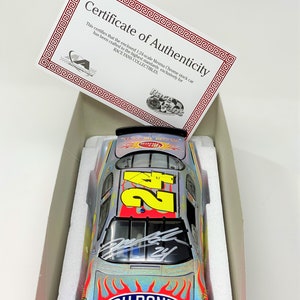 Jeff Gordon signed autographed #24 1/24 diecast car