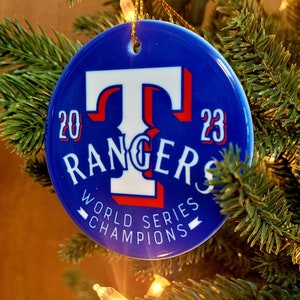 Texas Rangers Keramik Ornament, 2023 World Series Meister in blau, versandfertig