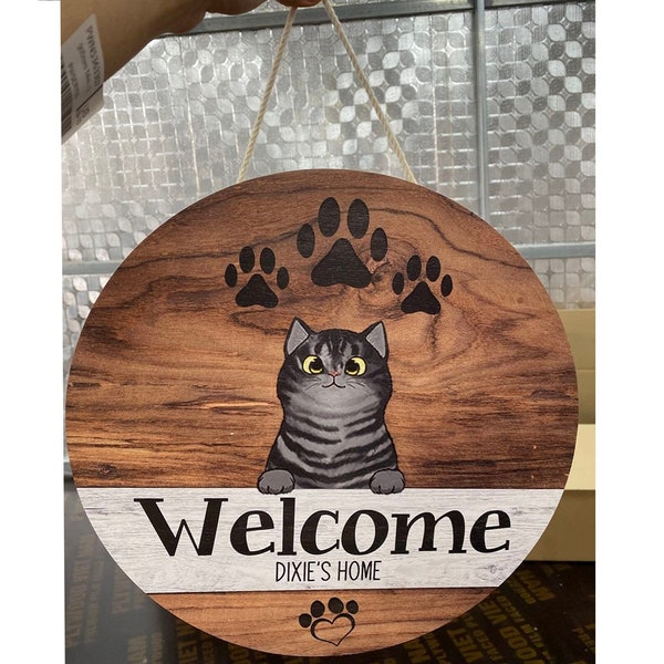 Personalized Cat Door Hanger, Welcome To Cat Home Wooden Sign, Custom Cat Name Door sign, Cat Lovers Gifts, Cat decor, Cat Mom gifts