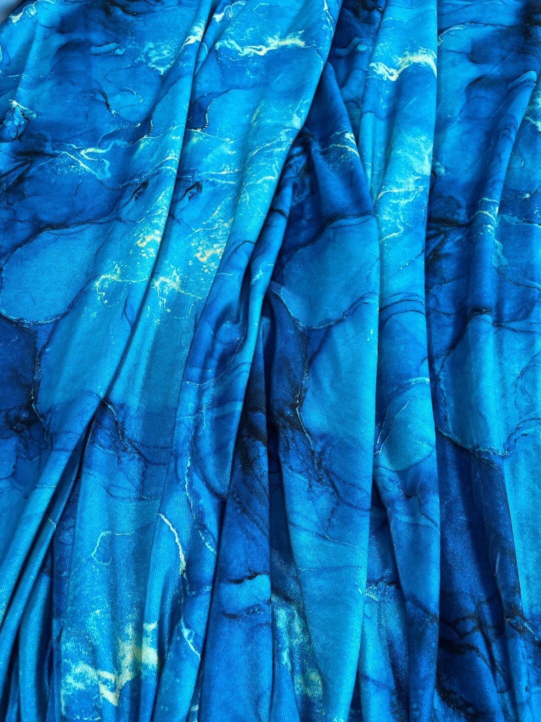 Tie Dye Lycra Velvet Fabric Blue Color Velvet Fabric our Desired