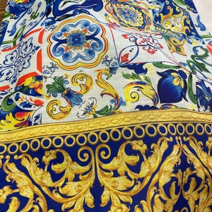 Majolica Lemon Pattern Crepe Fabric- Highquality Fabric-It is made to the desired fabric type.lr