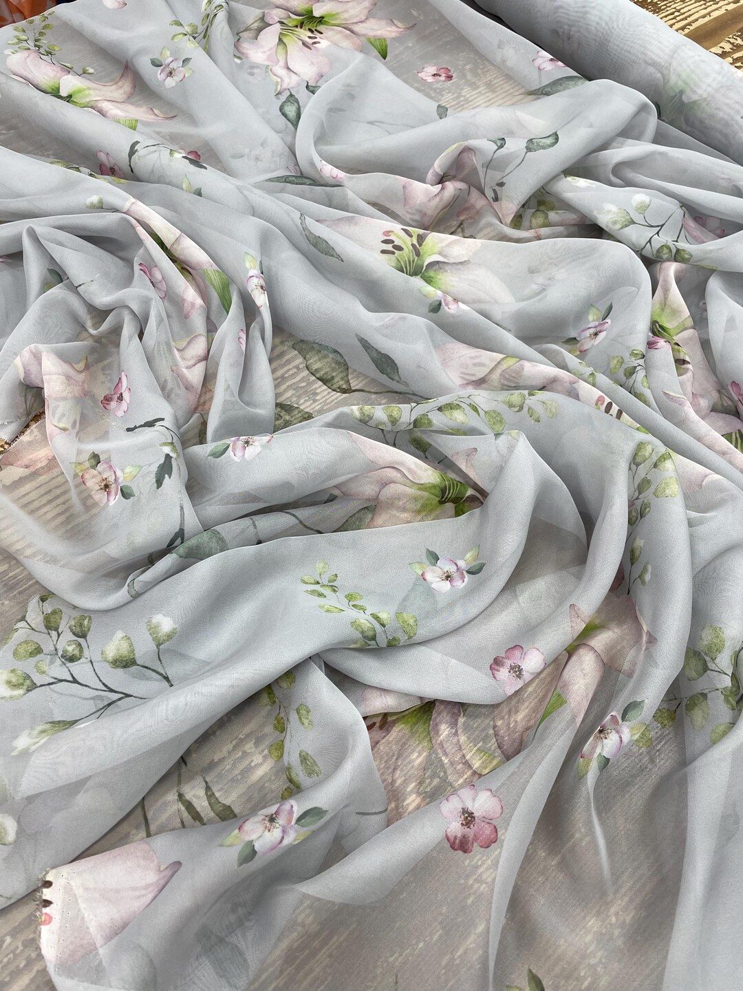 Chiffon Pattern Pink Lilies Pattern Silky Chiffon Fabric -dress Fabrics- per Yard ...